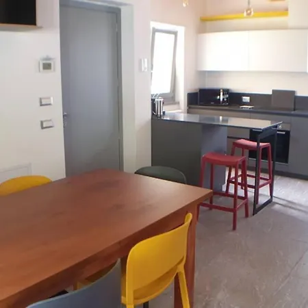 La Finestra Sul Fiume-graziosa Mansarda.cir 014o74 Apartment *